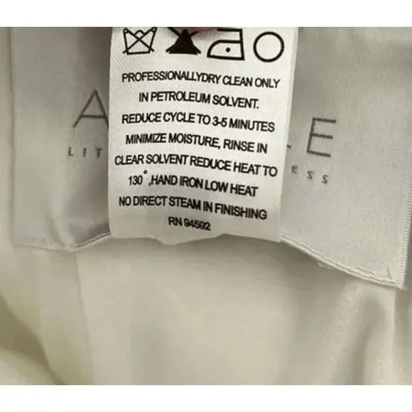 NWT Amsale Strapless Rose fil-coupe White Pencil Dress BRIDAL - 4, 6, 8, 10, 12 - Picture 5 of 10